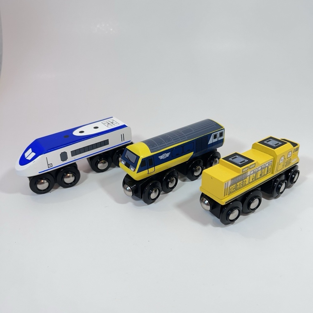 Maxim Enterprise Wooden Magnetic Train Lot of 3 Express Engines Fits Thomas Brio